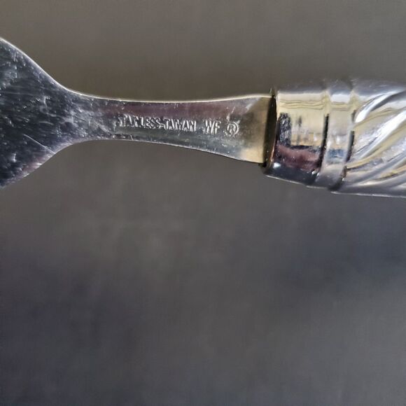 16ct Washington Forge Stainless Flatware Utensils White Plastic Swirl Handle Vtg - Picture 12 of 12